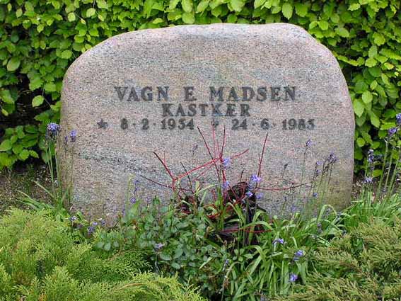 Billede af gravsten på Lunde Kirkegård