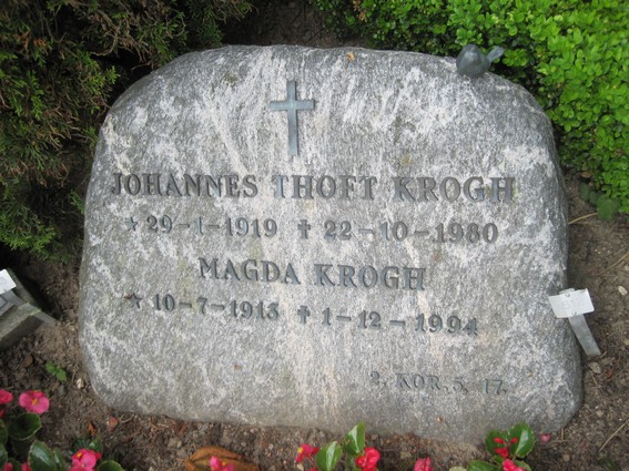 Billede af gravsten på Østerlars Kirkegård