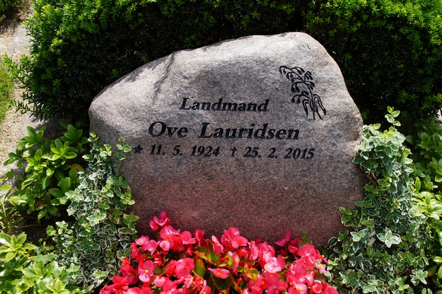 Billede af gravsten ved Sct. Jacobi Kirke, Varde