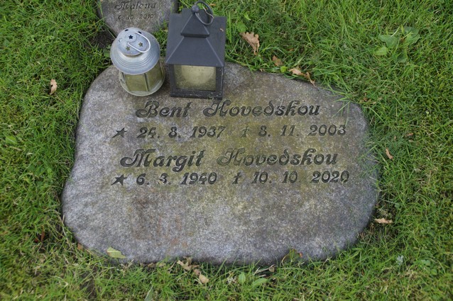 Billede af gravsten ved Sct. Jacobi Kirke, Varde