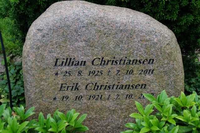 Billede af gravsten ved Sct. Jacobi Kirke, Varde