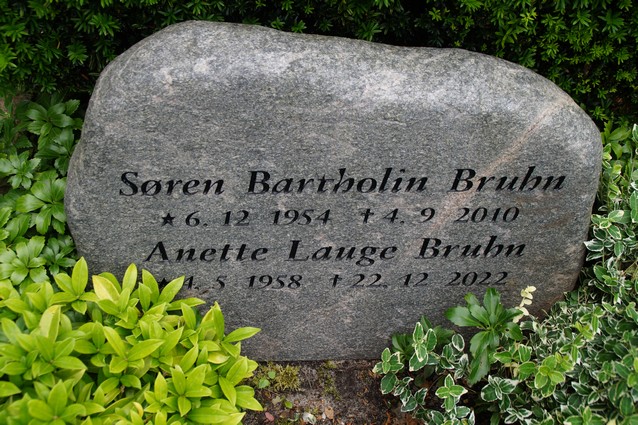Billede af gravsten ved Sct. Jacobi Kirke, Varde