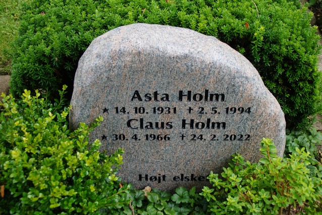 Billede af gravsten ved Sct. Jacobi Kirke, Varde