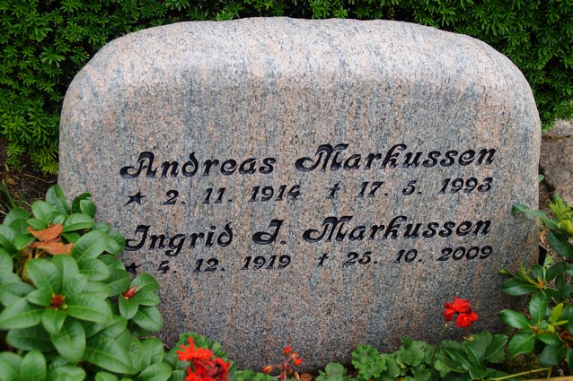 Billede af gravsten ved Sct. Jacobi Kirke, Varde