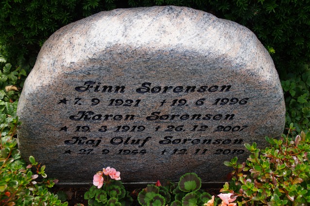 Billede af gravsten ved Sct. Jacobi Kirke, Varde
