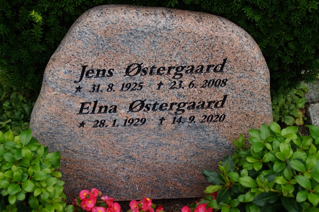 Billede af gravsten ved Sct. Jacobi Kirke, Varde