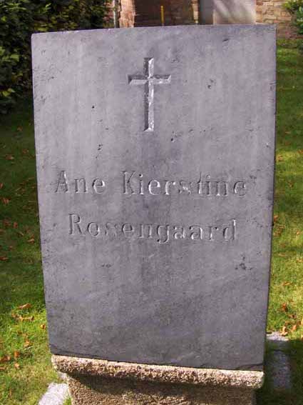 Billede af gravsten ved Sct. Jacobi Kirke, Varde