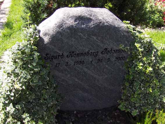 Billede af gravsten ved Sct. Jacobi Kirke, Varde