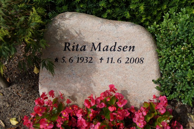 Billede af gravsten  på  Østerlund Kirkegård, Varde